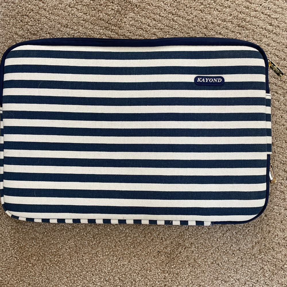 Kayond Striped Laptop Sleeve